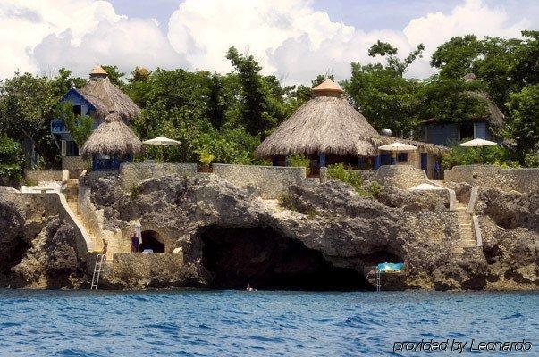 Hotel The Caves Negril Esterno foto