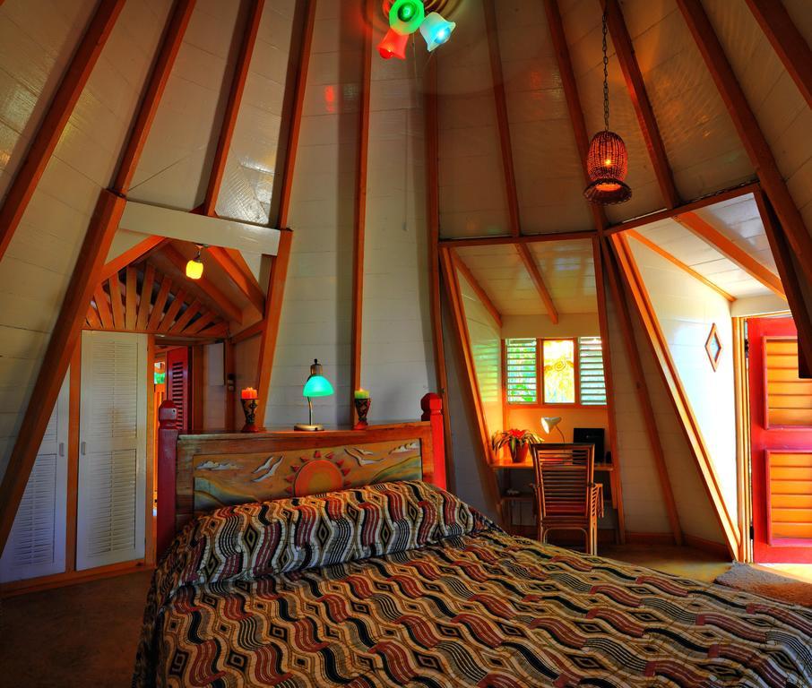 Hotel The Caves Negril Esterno foto