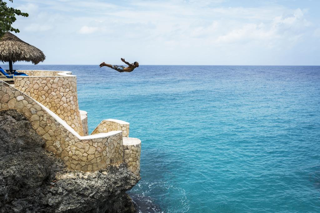 Hotel The Caves Negril Esterno foto