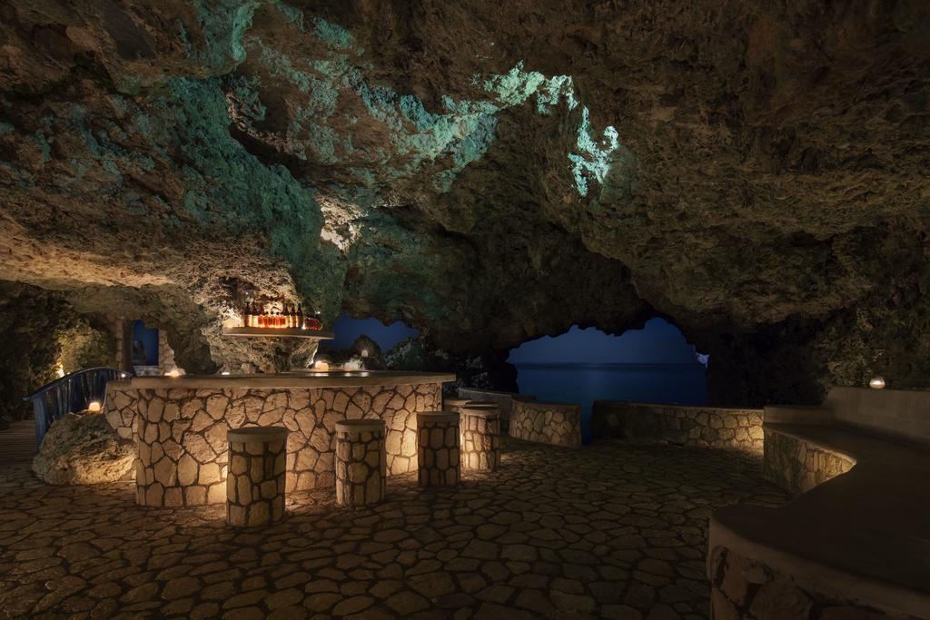 Hotel The Caves Negril Esterno foto